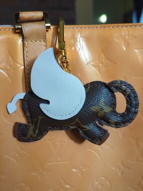 UPCYCLD - Bag Charm/Key Chain - CREAM Elephant
